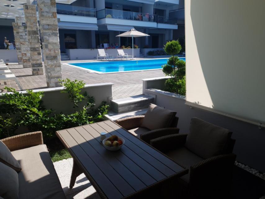 Antigona Nikiti Appartement Buitenkant foto